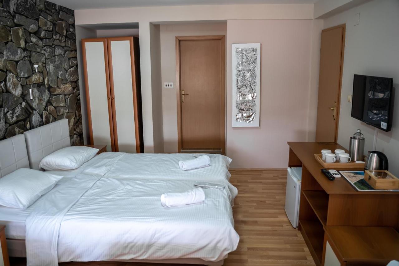 Sidera Aparthotel Ohrid Esterno foto